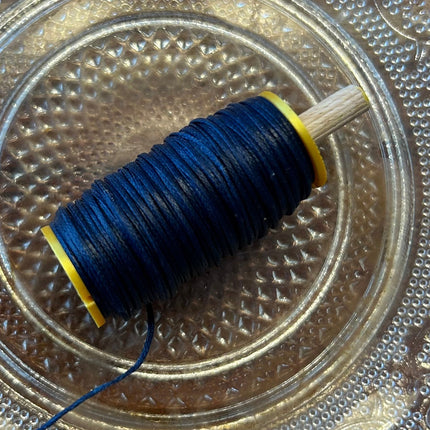 Dunkelblau (CT15) |  geflochtenes & gewachstes Polyestergarn 1 mm | CT Point®| Mikromakramee Schmuckgarn