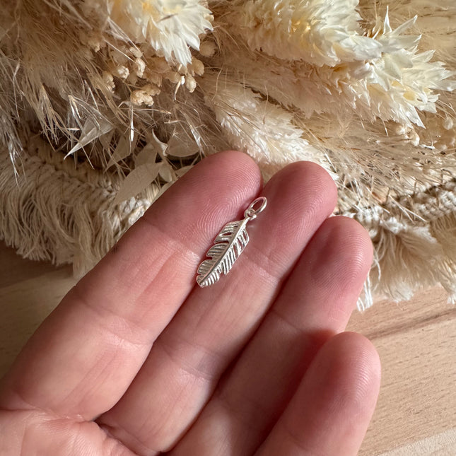 1 x Filigraner Feder Anhänger aus 925 Sterling Silber -Schmuckzubehör DIY