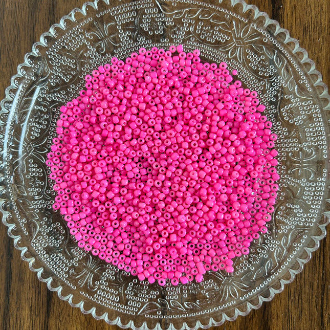 100 x Rocailles Glasperlen | in Helles Pink | 3 mm | Für Mikromakramee, Schmuck & DIY‘s