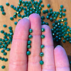 10 x Facettierte Glasperlen | in Dunkelgrün | 4 mm | Für Mikromakramee, Schmuck & DIY‘s