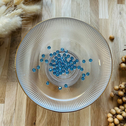 5 x Facettierte Glasperlen | in Reinvented Cool Blue | 6 mm | Für Mikromakramee, Schmuck & DIY‘s