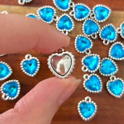 1 x Herz-Anhänger | Zinklegierung | in Silber & Blau | 15 x 13 mm | Für Mikromakramee, Schmuck & DIY‘s