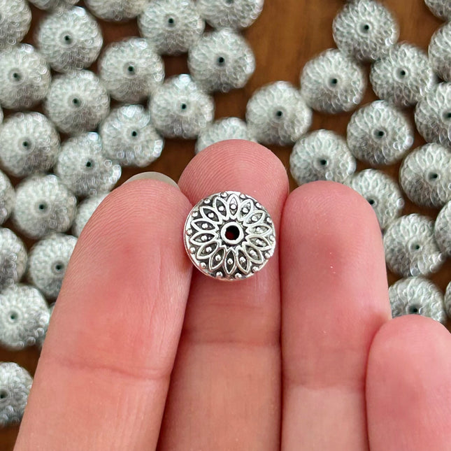 1 x Ornament-Perle | in Silber | 10 x 1 mm | Für Mikromakramee, Schmuck & DIY‘s