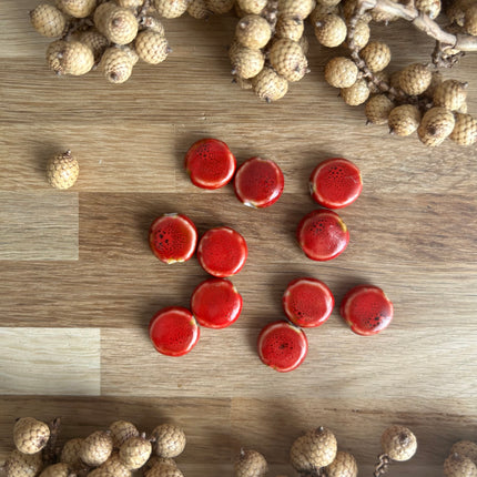 3 x flache, runde Perlen aus Keramik | in Rot | Für Mikro-Makramee, Schmuck & DIY‘s (Kopie)