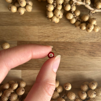 10 x runde Perlen aus Keramik | in Rot-Blau | Für Mikromakramee, Schmuck & DIY‘s