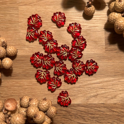 1 x Acrylic Leaf Bead | in Red | For Micro-Macrame, Jewelry &amp; DIYs