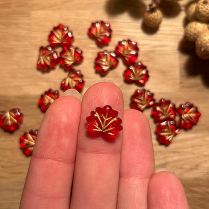 1 x Acrylic Leaf Bead | in Red | For Micro-Macrame, Jewelry &amp; DIYs