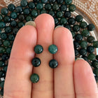 10 x Edelsteinperle aus Moosachat | in Dunkelgrün | 6 mm | Für Mikromakramee, Schmuck & DIY‘s