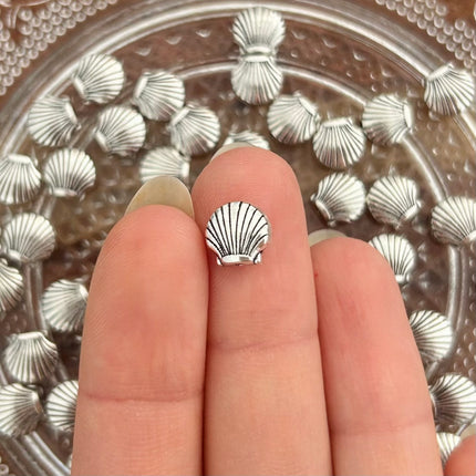 1 x Venusmuschel Perle | in Silber | 8 x 8 mm | Für Makramee, Schmuck & DIY‘s