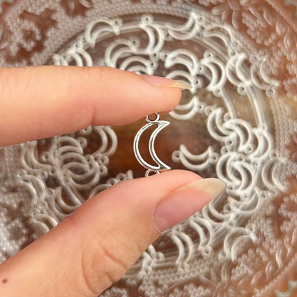 1 x Mond-Verbinder | in Silber | 17,5 x 9 mm | Für Mikromakramee, Schmuck & DIY‘s
