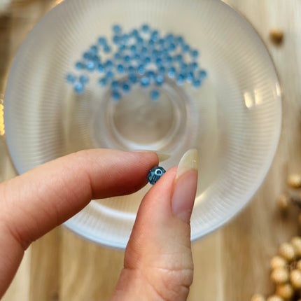 5 x Facettierte Glasperlen | in Reinvented Cool Blue | 6 mm | Für Mikromakramee, Schmuck & DIY‘s