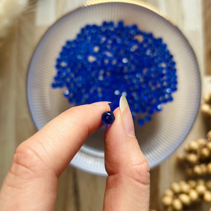 5 x Facettierte Glasperlen | in Sapphire | 6 mm |Für Mikromakramee, Schmuck & DIY‘s