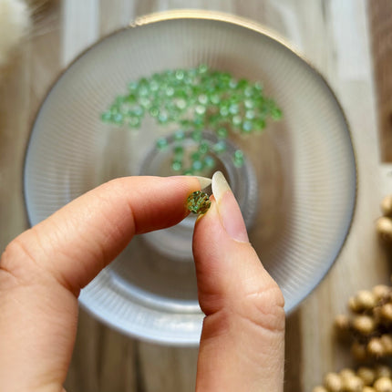 5 x Facettierte Glasperlen | in Reinvented Peridot | 6 mm | Für Mikromakramee, Schmuck & DIY‘s