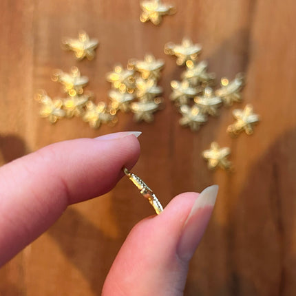 1 x Seestern-Anhänger aus Metall | in Gold | Für Makramee, Schmuck & DIY‘s