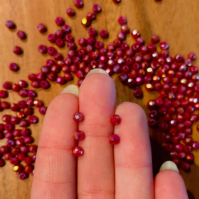 10 x Facettierte Glasperlen | in Amber-Weinrot | 4 mm | Für Mikromakramee, Schmuck & DIY‘s