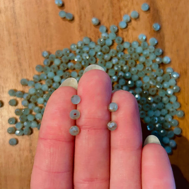 10 x Facettierte Glasperlen | in Hellem Mint | 4 mm | Für Mikromakramee, Schmuck & DIY‘s