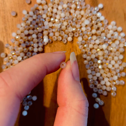 10 x Facettierte Glasperlen | in Amber| 4 mm | Für Mikromakramee, Schmuck & DIY‘s