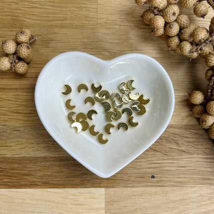 1 x Moon Bead Made of 18 Karat Gold-Plated Brass | in Gold | 5.4 x 6.9 x 3 mm | For Micro Macrame, Jewelry & DIYs