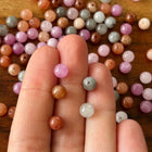 10 x Edelsteinperlen aus Amazonit | mehrfarbig | 6 mm | Für Mikromakramee, Schmuck & DIY‘s
