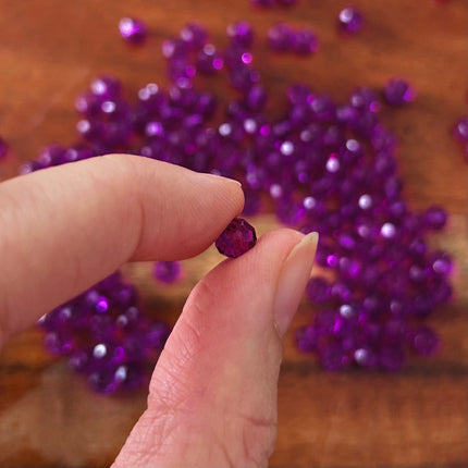 5 x Glänzende facettierte Perlen | in Lila | 6 x 4 mm | Für Mikromakramee, Schmuck & DIY‘s