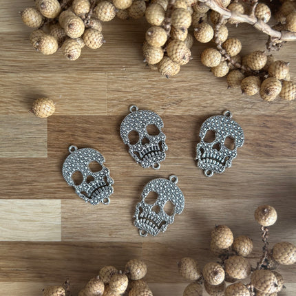 Silver skull pendant – Skull connector for DIY jewelry &amp; macrame