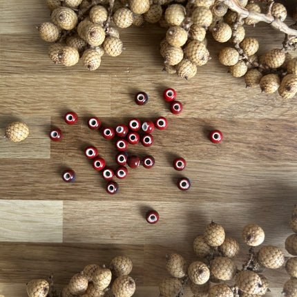 10 x runde Perlen aus Keramik | in Rot-Blau | Für Mikromakramee, Schmuck & DIY‘s