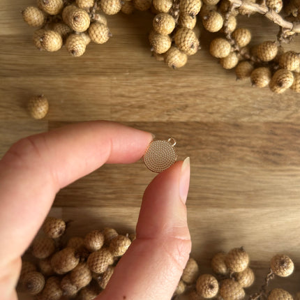 1 x SMILEY Anhänger aus Metall | in Gelb-Orange | Für Mikro-Makramee, Schmuck & DIY‘s