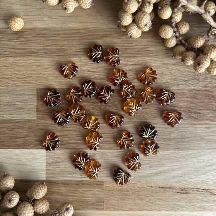 1 x Blatt-Perle aus Acryl | in Braun | Für Mikro-Makramee, Schmuck & DIY‘s