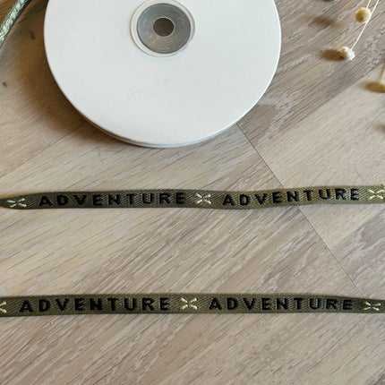 1 x Schmuckband mit "ADVENTURE" | in Khaki & Schwarz | 1 cm x 90 cm Länge | Für Schmuck & DIY‘s
