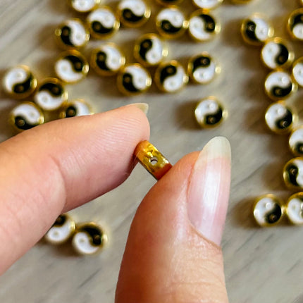 1 x Yin & Yang-Spacer Perle | in Gold | 8 x 8 mm | Für Mikromakramee, Schmuck & DIY‘s