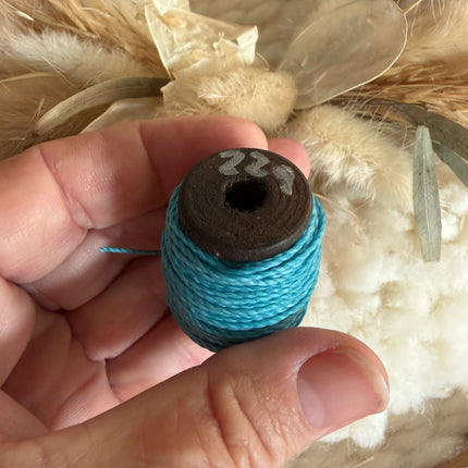 Baby Turquoise (229) | Linhasita® waxed polyester thread 1 mm | Various lengths | For jewelry