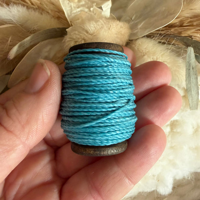 Baby Turquoise (229) | Linhasita® waxed polyester thread 1 mm | Various lengths | For jewelry