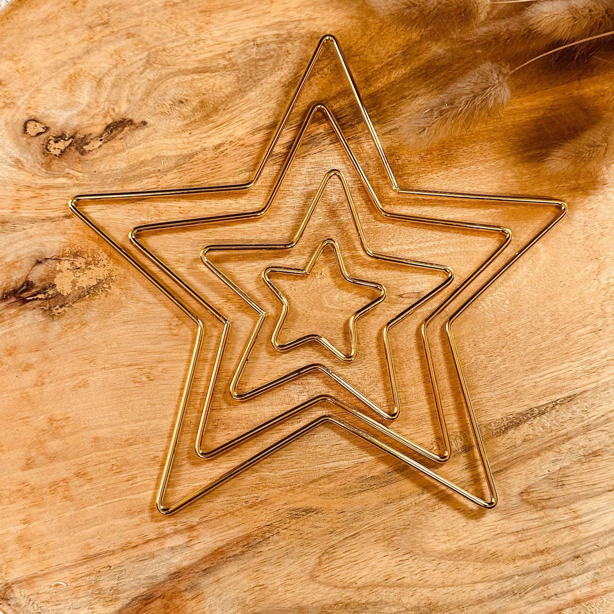 brightstars Metallanhänger 4er Set (bestehend aus allen Größen) Sterne Metallringe Makramee in 4 Größen (5/10/15/20 cm)