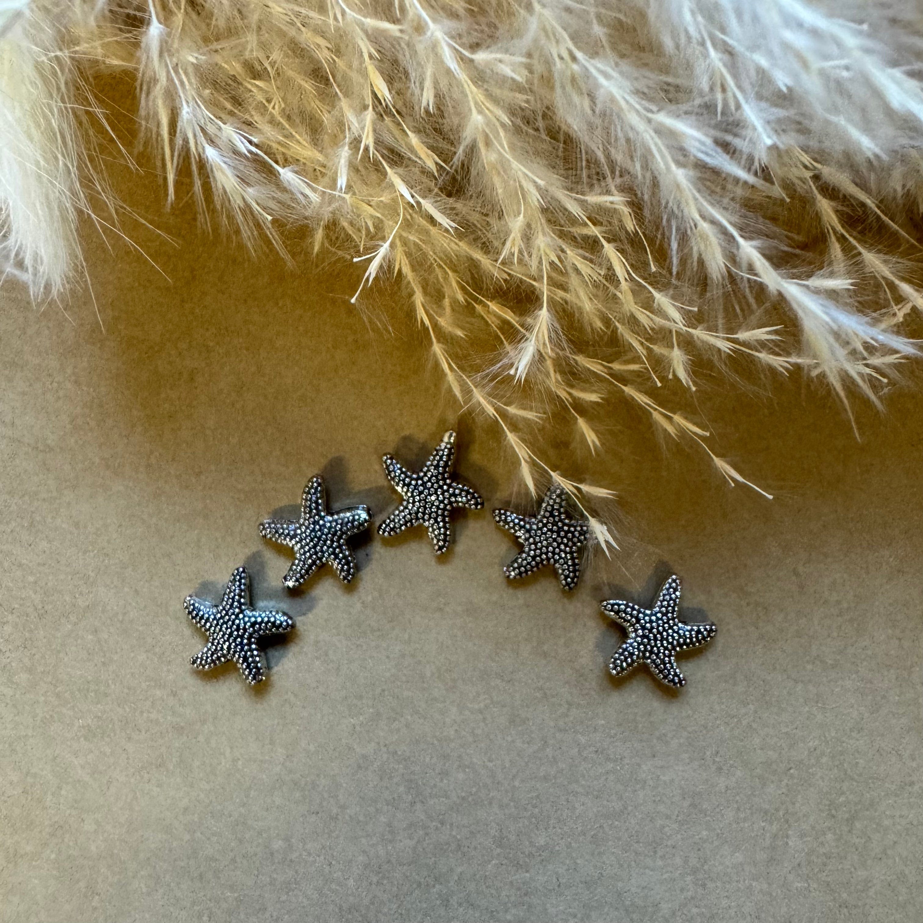 brightstars Versilberter antiker Seestern für DIY Ohrring Armband Halskette Schmuckherstellung - zwei Größen