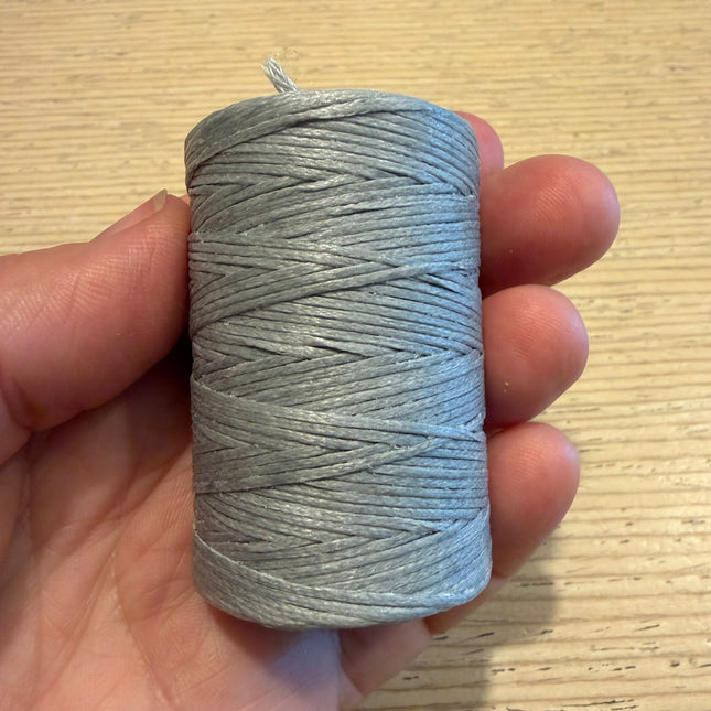 1 x Gewachstes Mikromakrameegarn | Grau | circa 1 mm x circa 80-100  m
