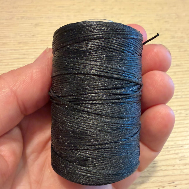 1 x Gewachstes Mikromakrameegarn | Schwarz | circa 1 mm x circa 80-100  m